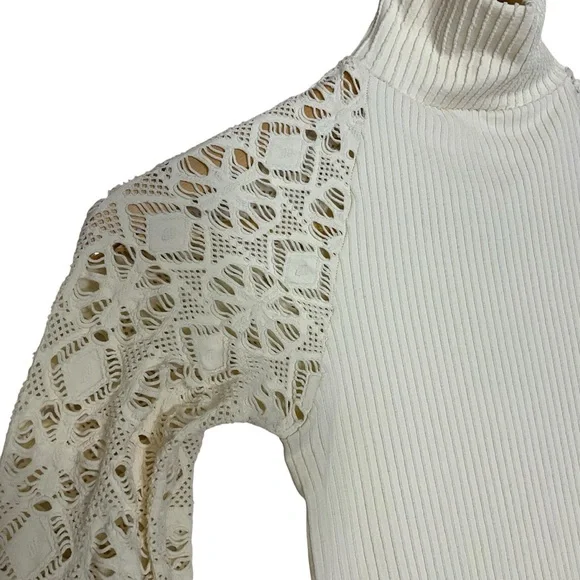 FREE PEOPLE INTIMATELY sz X Small/ Small Turtleneck Lace Sleeves Off White Cream - Picture 2 of 5